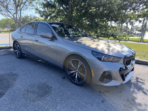Certified 2024 BMW 540i xDrive w/ Executive Package AWD/4WD image 1
