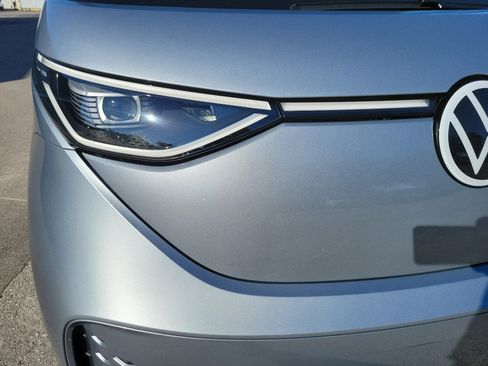 New 2025 Volkswagen ID. Buzz Pro S image 24
