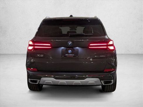 New 2026 BMW X5 xDrive50e w/ Premium Package image 7