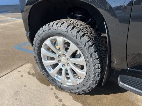 Used 2019 Chevrolet Silverado 1500 High Country image 10