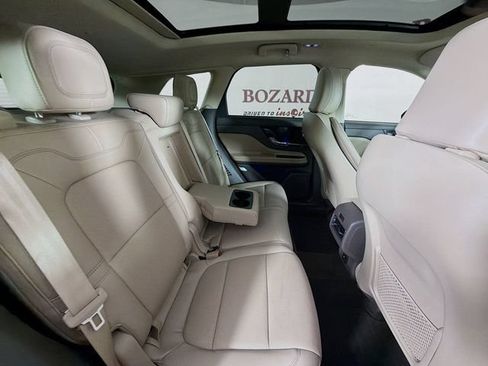 Certified 2022 Lincoln Corsair Reserve w/ Luxury Package FWD image 33
