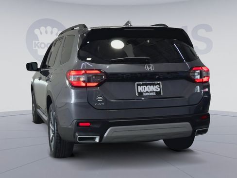 Used 2023 Honda Pilot Elite image 10
