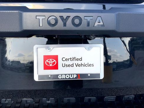 Used 2025 Toyota 4Runner SR5 AWD/4WD image 10