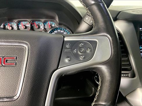 Used 2019 GMC Yukon XL SLT w/ Open Road Package AWD/4WD image 24