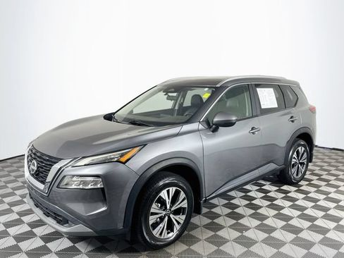 Used 2023 Nissan Rogue SV w/ SV Premium Package FWD image 4