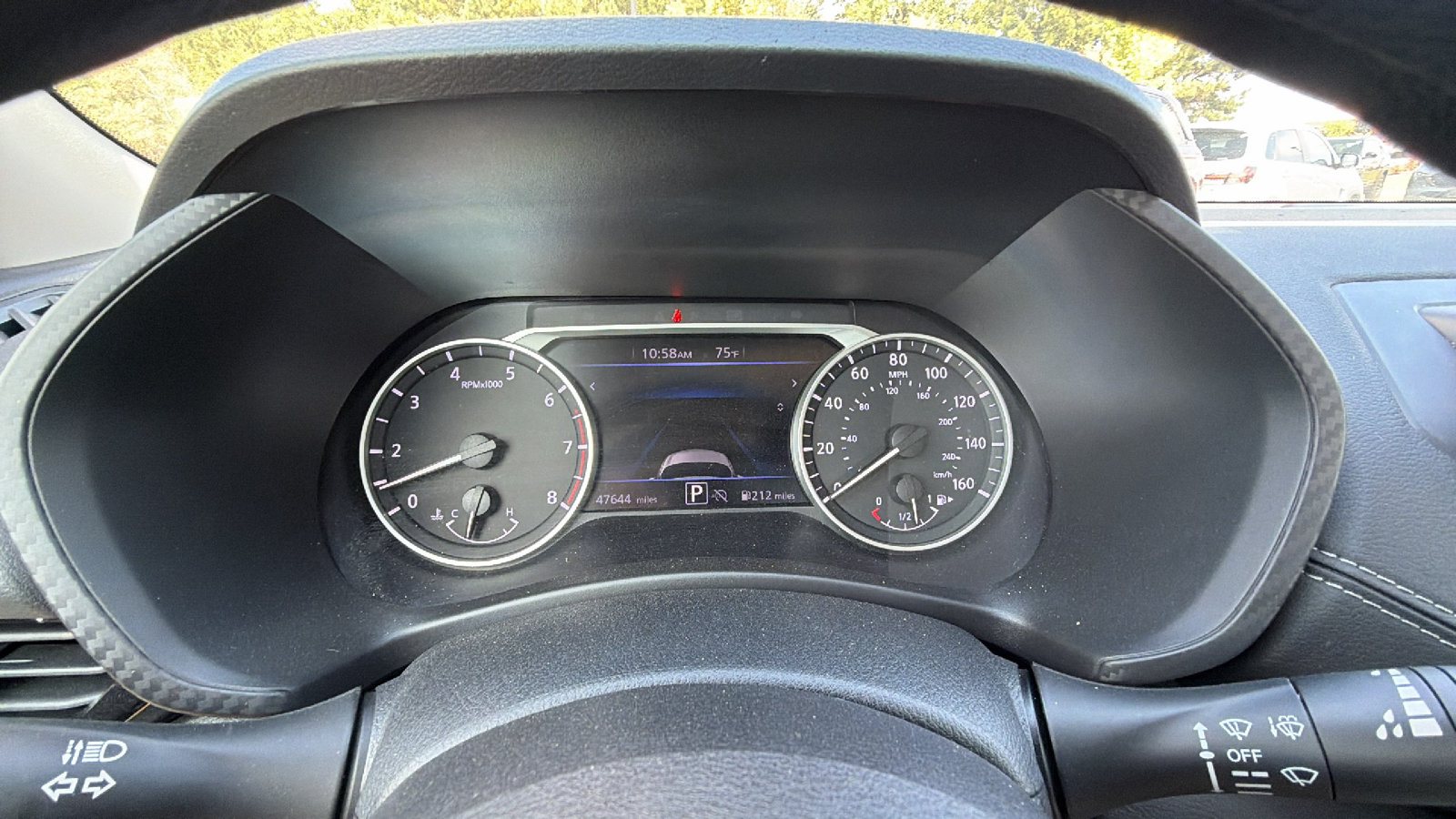 Used 2025 Nissan Sentra SV FWD image 28