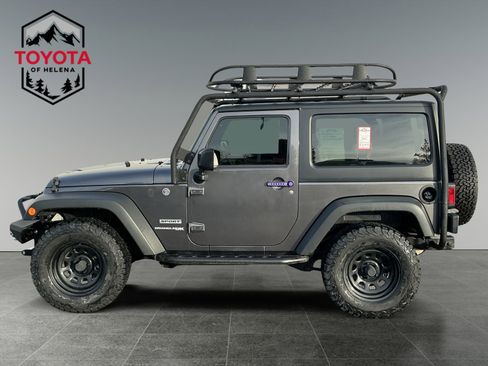 Used 2018 Jeep Wrangler Sport S image 2