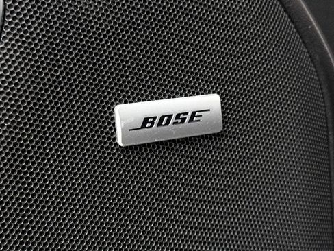 Used 2022 GMC Yukon SLT w/ SLT Premium Package image 6