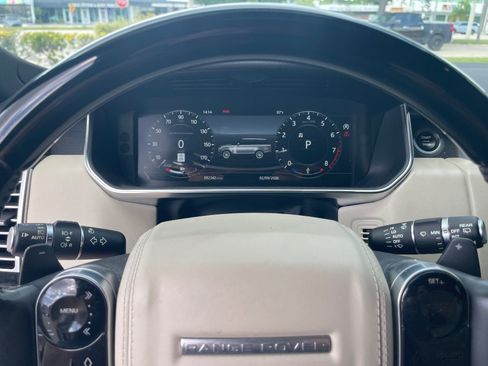 Used 2018 Land Rover Range Rover Supercharged AWD/4WD image 16