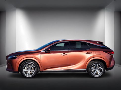 Used 2023 Lexus RX 350 Premium Plus image 2