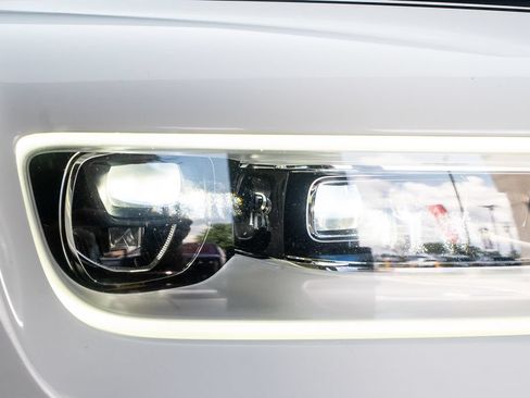 Used 2019 Rolls-Royce Phantom Sedan RWD image 9
