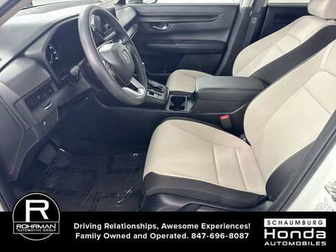 Used 2025 Honda CR-V LX image 4