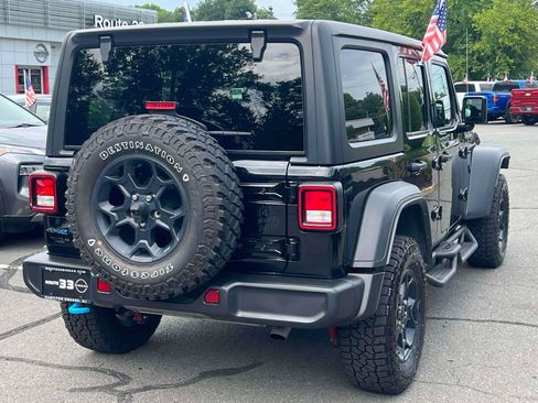 Used 2023 Jeep Wrangler Unlimited w/ Cold Weather Group AWD/4WD image 4