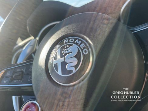 Used 2020 Alfa Romeo Stelvio Quadrifoglio image 24