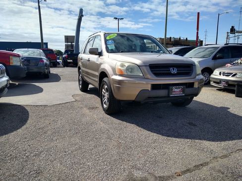 Used 2004 Honda Pilot EX image 1