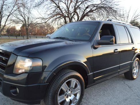 Used 2009 Ford Expedition Limited image 3