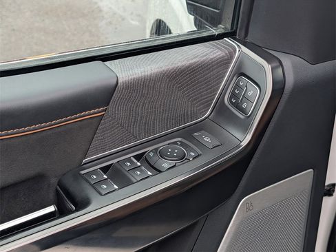 Certified 2021 Ford F150 Platinum w/ FX4 Off-Road Package image 18