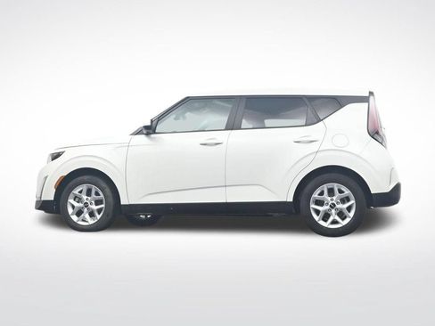 Used 2025 Kia Soul LX w/ LX Technology Package FWD image 37