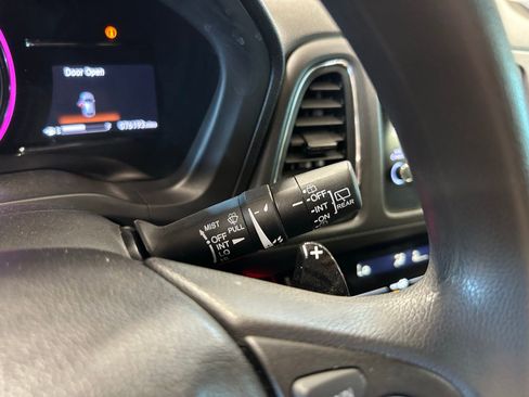 Used 2019 Honda HR-V EX image 20