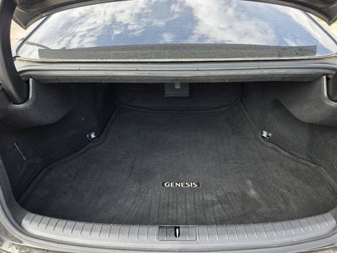Used 2018 Genesis G80 3.3T Sport RWD image 10