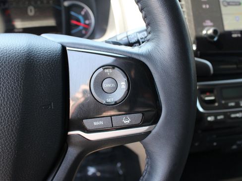 Used 2021 Honda Pilot Touring image 19