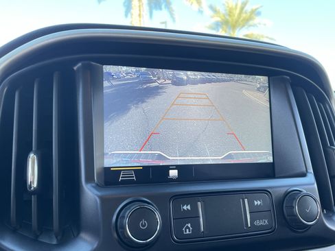 Used 2021 GMC Canyon Denali image 21