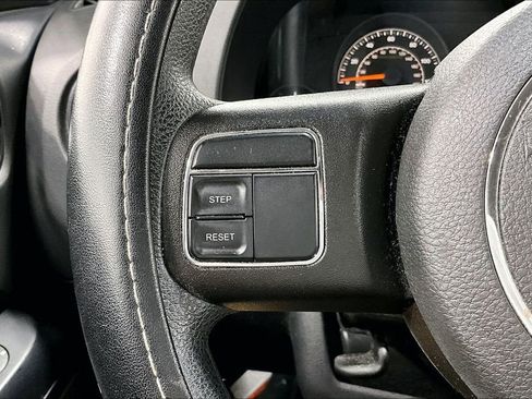 Used 2016 Jeep Compass Sport w/ Power Value Group image 23