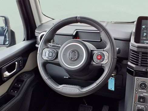 Used 2025 INEOS Grenadier Quartermaster AWD/4WD image 13