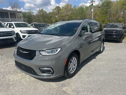 Used 2021 Chrysler Pacifica Touring-L