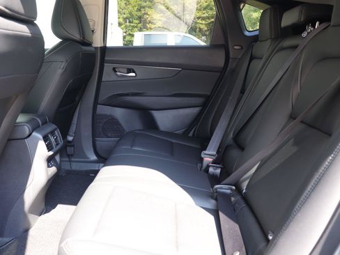 Used 2025 Nissan Murano SV AWD/4WD image 12