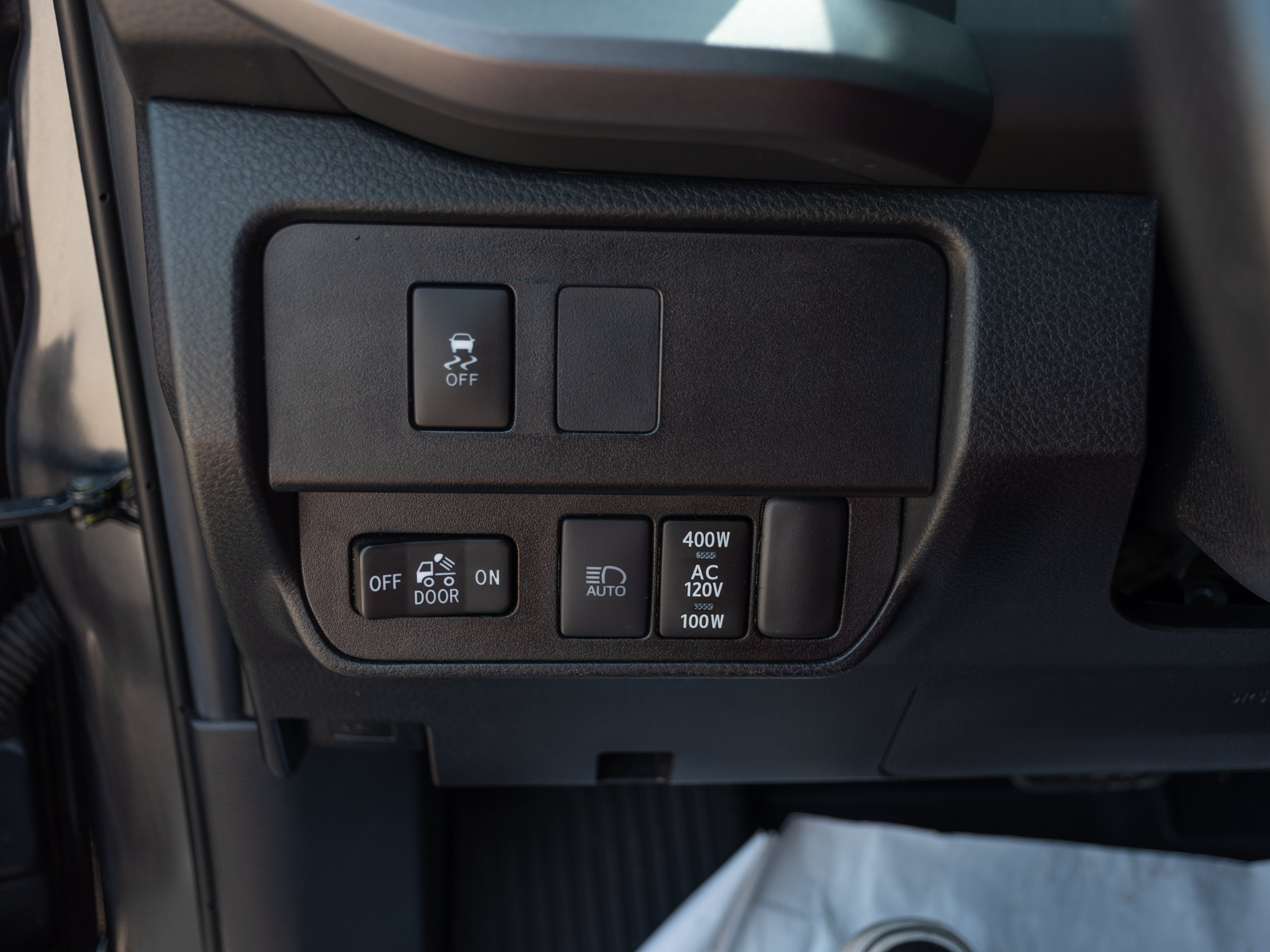 Used 2022 Toyota Tacoma TRD Sport AWD/4WD image 12