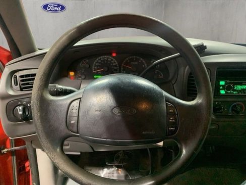 Used 1999 Ford F150 XLT image 9