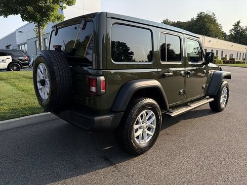 Used 2023 Jeep Wrangler Unlimited Sport w/ Sun And Sound Package AWD/4WD image 8