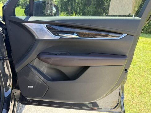 Used 2020 Cadillac XT6 Premium Luxury FWD image 15