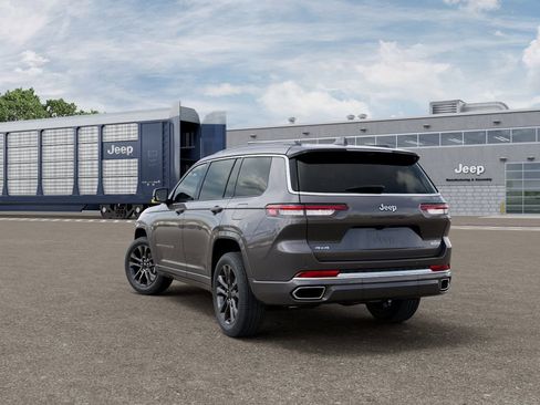 New 2025 Jeep Grand Cherokee L Overland w/ Advanced Protech Group III AWD/4WD image 3