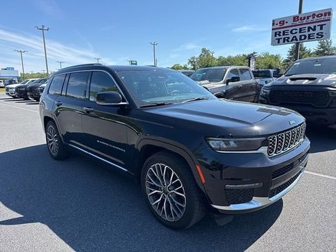 Certified 2024 Jeep Grand Cherokee L Summit AWD/4WD image 9