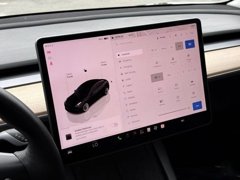 Used 2022 Tesla Model 3 Long Range AWD/4WD image 33