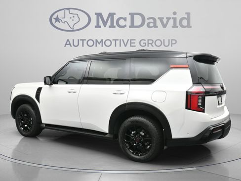 Used 2025 Nissan Armada PRO-4X AWD/4WD image 6