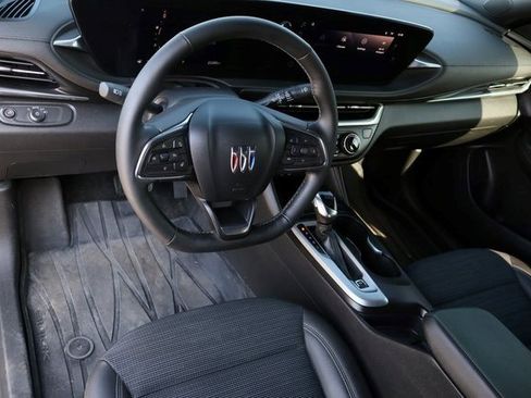 Certified 2024 Buick Envista Preferred w/ Convenience I Package image 5