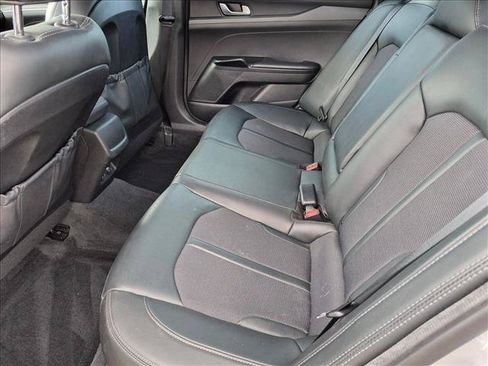 Used 2022 Kia K5 GT-Line FWD image 17