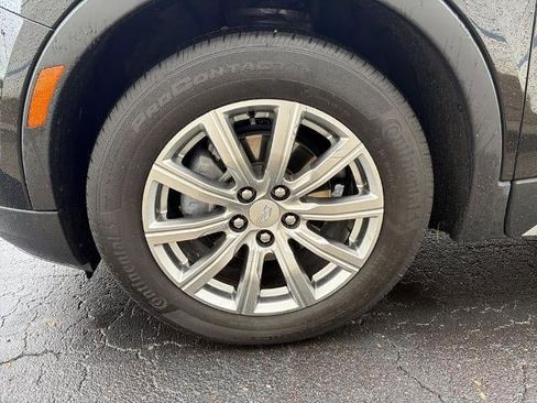 Used 2023 Cadillac XT4 Premium Luxury w/ Cold Weather Package FWD image 11