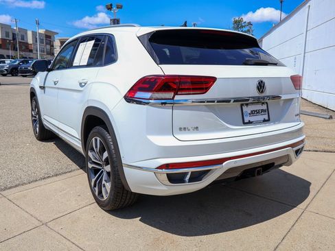 Certified 2021 Volkswagen Atlas Cross Sport SEL Premium R-Line AWD/4WD image 3