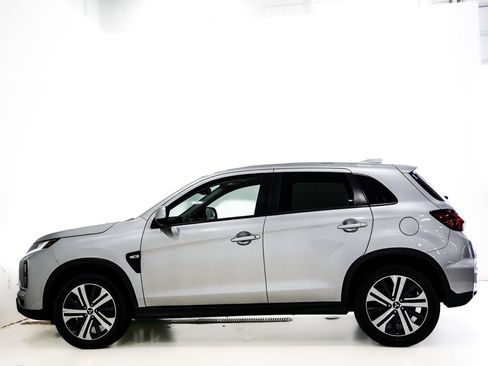 Used 2024 Mitsubishi Outlander Sport ES AWD/4WD image 5