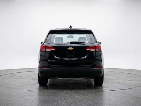 Used 2025 Chevrolet Equinox LT FWD image 7