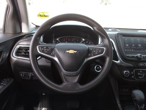 Used 2023 Chevrolet Equinox LT image 22