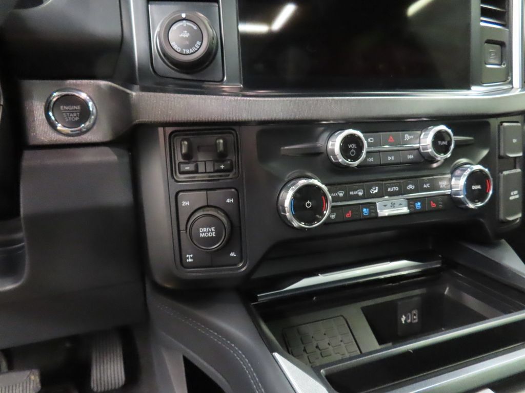 Used 2026 Ford F250 Platinum AWD/4WD image 70
