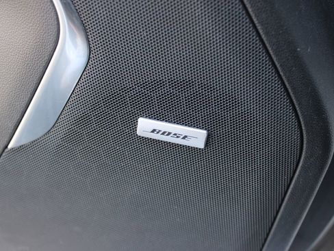 Used 2023 Chevrolet Suburban Premier image 23