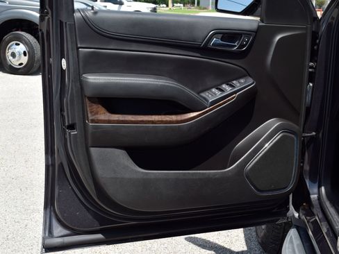 Used 2017 Chevrolet Tahoe LS RWD image 18