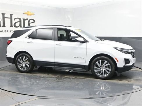 Used 2024 Chevrolet Equinox LT w/ LPO, Floor Liner Package image 48