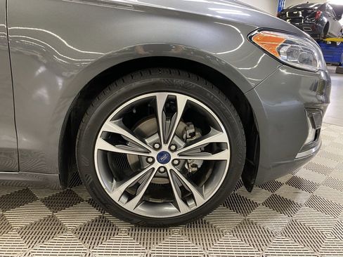 Used 2020 Ford Fusion Titanium image 11